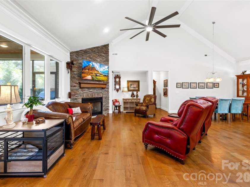 1140 Golden Hill Lane, Denver, NC 28037.  MLS# CAR4315089, YatesRealty ID 15725. This floorplan is the typical 3/2 plan in this community allowing ample square footage at over 2,000SF!