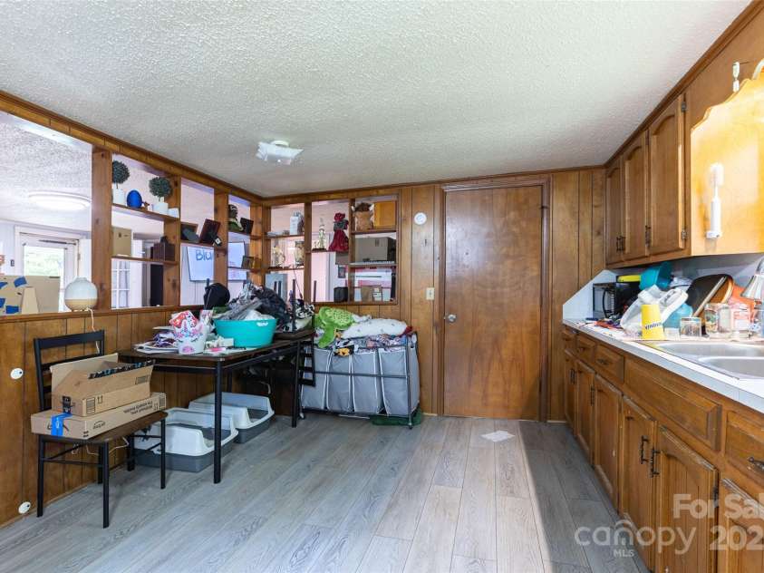 100 Lanier Street, Mount Holly, NC 28120.  MLS# CAR4260018, YatesRealty ID 15726. 