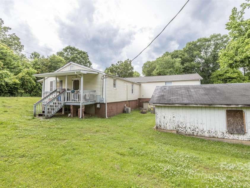 102 Lanier Street, Mount Holly, NC 28120.  MLS# CAR4260154, YatesRealty ID 15727. 