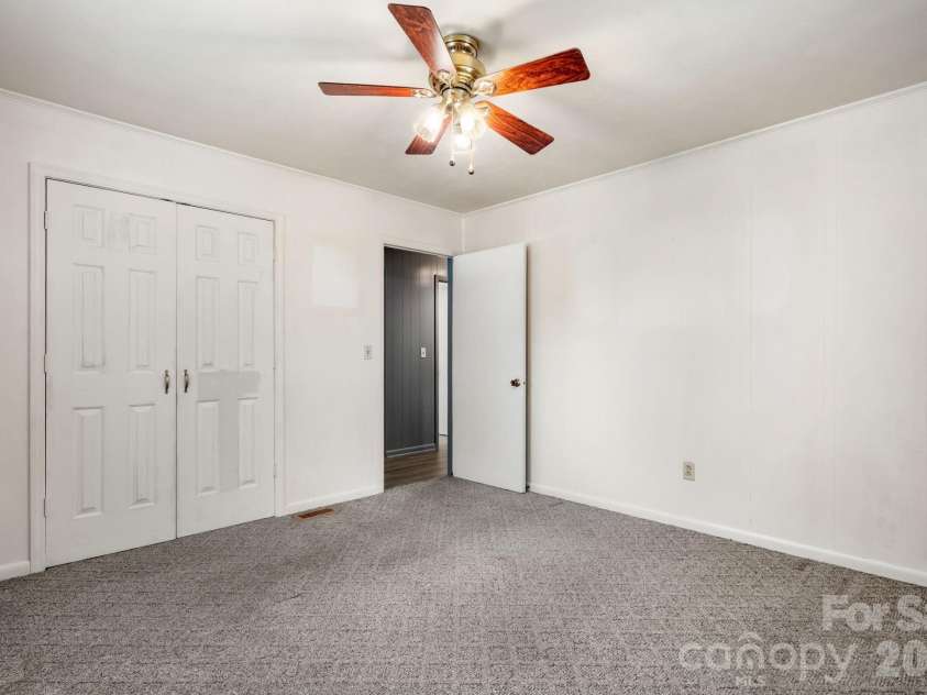 1109 Windsong Circle, Hudson, NC 28638.  MLS# CAR4374233, YatesRealty ID 15727. 