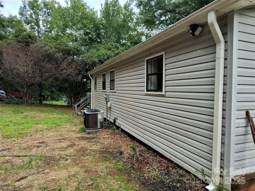 500 Bob Rollins Road, Forest City, NC 28043.  MLS# CAR4264456, YatesRealty ID 15728. Back of House