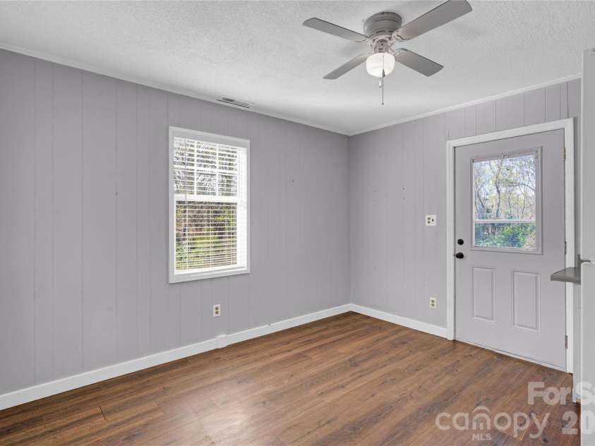 6716 Navajo Trail, Sherrills Ford, NC 28673.  MLS# CAR4340939, YatesRealty ID 15728. 