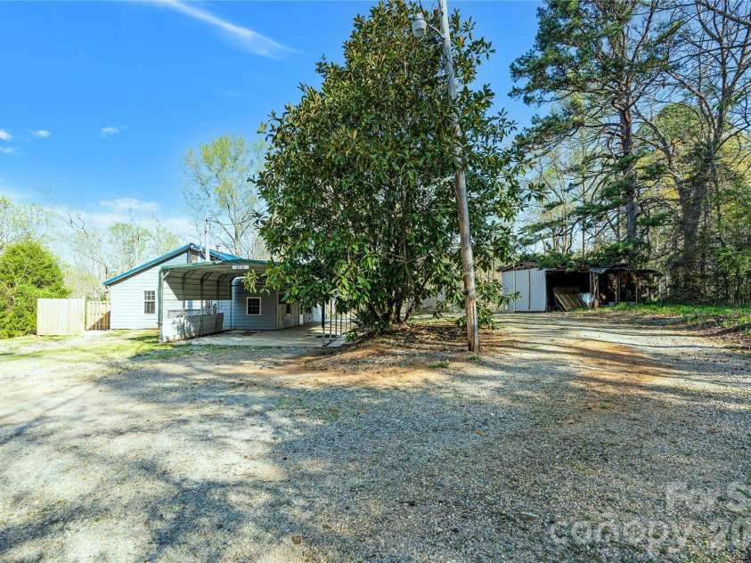 6716 Navajo Trail, Sherrills Ford, NC 28673.  MLS# CAR4340939, YatesRealty ID 15728. 