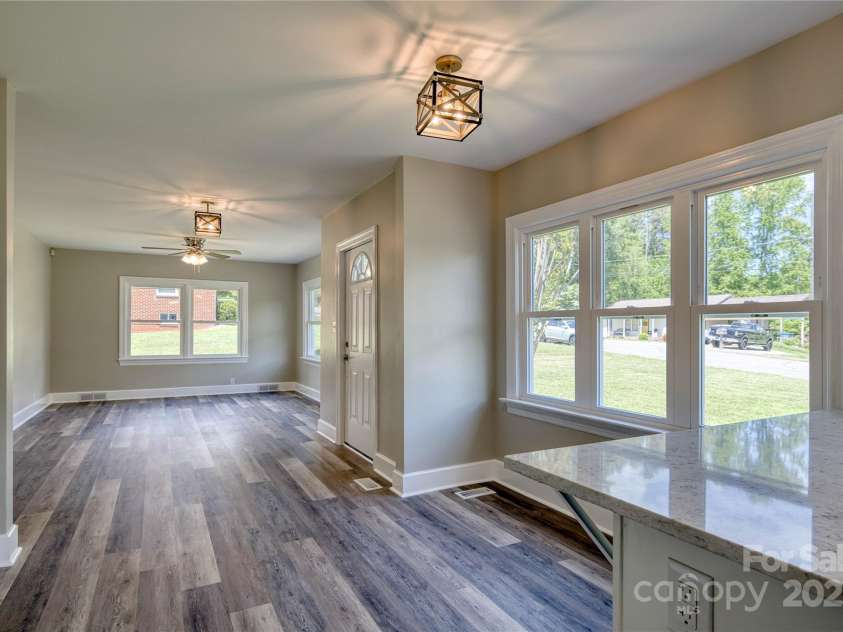417 Mountain View Avenue, Valdese, NC 28690.  MLS# CAR4255593, YatesRealty ID 15729. 