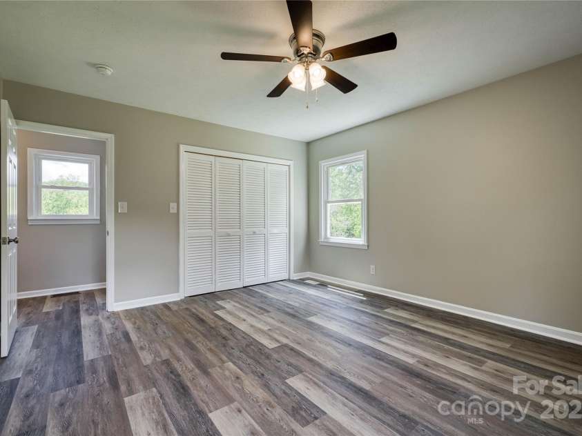 417 Mountain View Avenue, Valdese, NC 28690.  MLS# CAR4255593, YatesRealty ID 15729. 