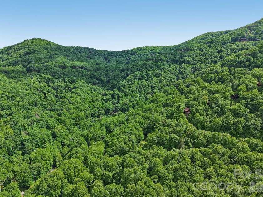 105 Dotsu Trail, Maggie Valley, NC 28751.  MLS# CAR4385443, YatesRealty ID 1573. 