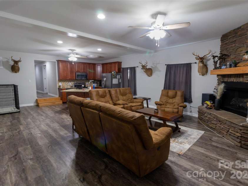 907 Bethlehem Road, Kings Mountain, NC 28086.  MLS# CAR4195798, YatesRealty ID 1573. 