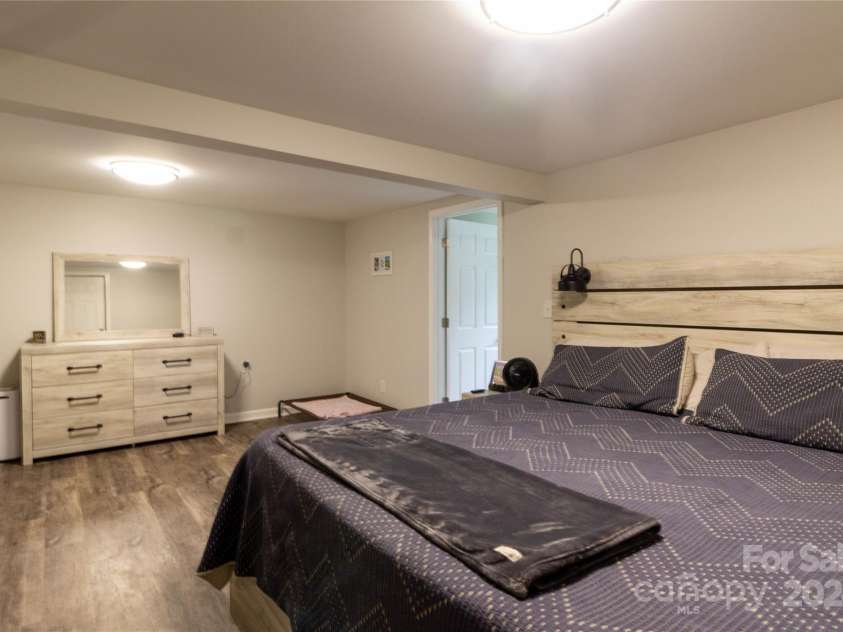 907 Bethlehem Road, Kings Mountain, NC 28086.  MLS# CAR4195798, YatesRealty ID 1573. 