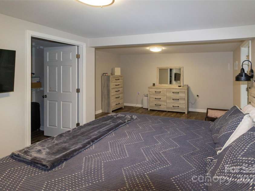 907 Bethlehem Road, Kings Mountain, NC 28086.  MLS# CAR4195798, YatesRealty ID 1573. 