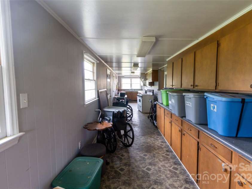 907 Bethlehem Road, Kings Mountain, NC 28086.  MLS# CAR4195798, YatesRealty ID 1573. 