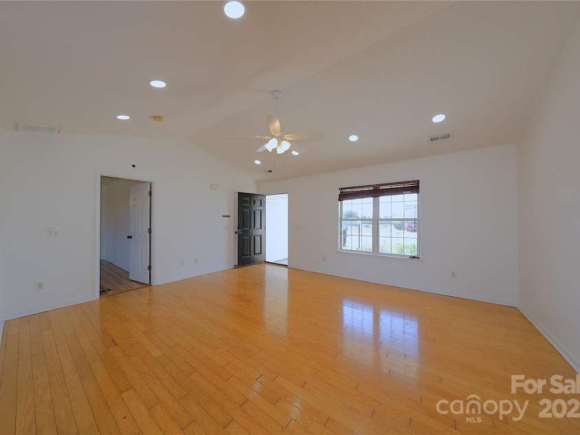 7456 Courtney Road, Wilmington, NC 28411.  MLS# CAR4264446, YatesRealty ID 15730. 