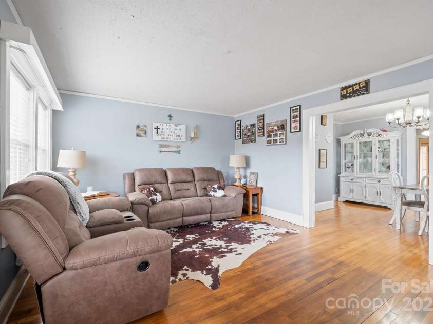 4039 Hartland Road, Lenoir, NC 28645.  MLS# CAR4252113, YatesRealty ID 15731. 