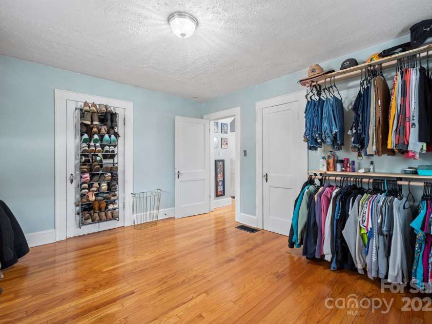 4039 Hartland Road, Lenoir, NC 28645.  MLS# CAR4252113, YatesRealty ID 15731. 