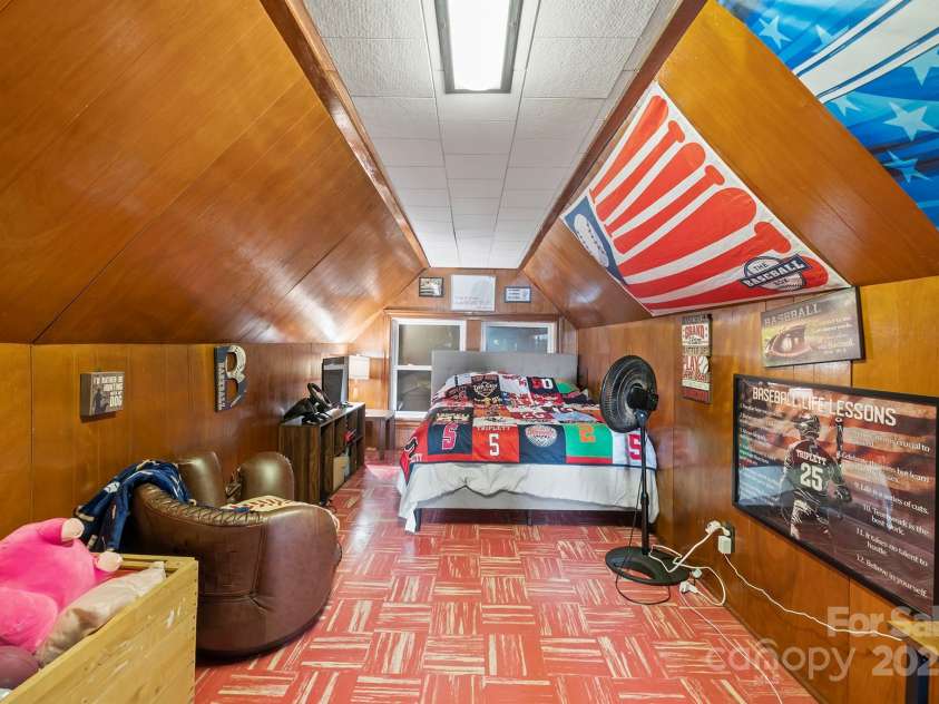 4039 Hartland Road, Lenoir, NC 28645.  MLS# CAR4252113, YatesRealty ID 15731. 