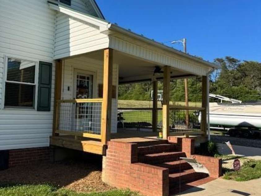 4039 Hartland Road, Lenoir, NC 28645.  MLS# CAR4252113, YatesRealty ID 15731. 