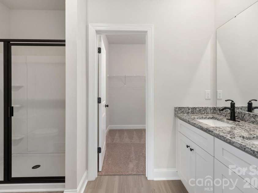 812 Willow Estates Drive, Shelby, NC 28150.  MLS# CAR4373988, YatesRealty ID 15732. 