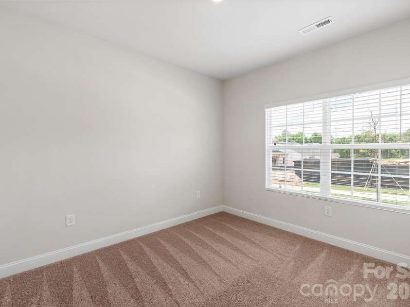 812 Willow Estates Drive, Shelby, NC 28150.  MLS# CAR4373988, YatesRealty ID 15732. 