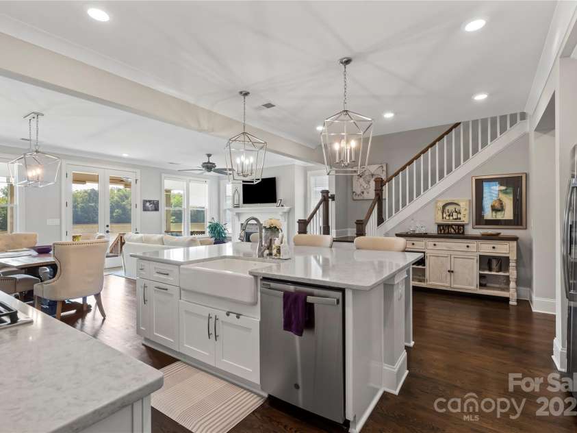 136 Preston Road, Mooresville, NC 28117.  MLS# CAR4257525, YatesRealty ID 15734. 