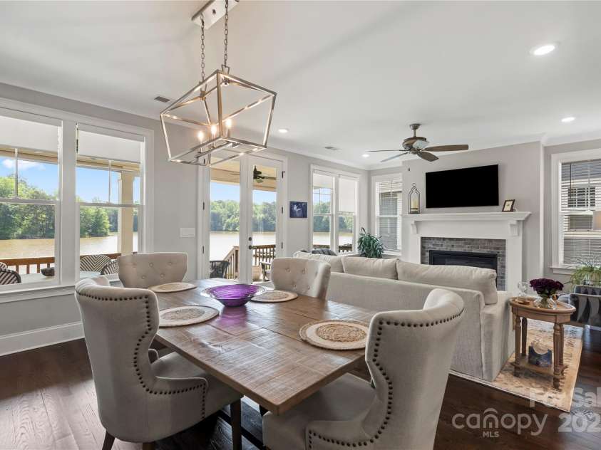 136 Preston Road, Mooresville, NC 28117.  MLS# CAR4257525, YatesRealty ID 15734. 