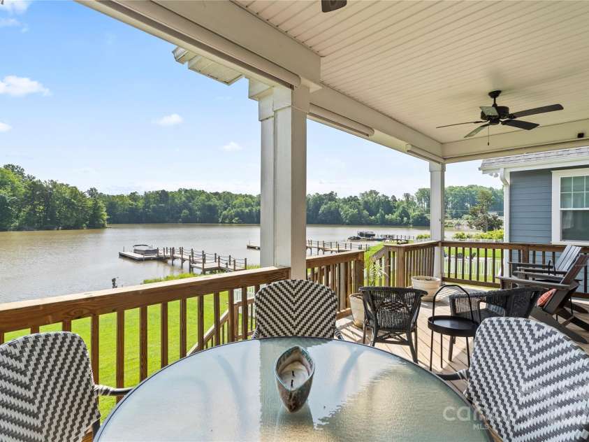 136 Preston Road, Mooresville, NC 28117.  MLS# CAR4257525, YatesRealty ID 15734. 