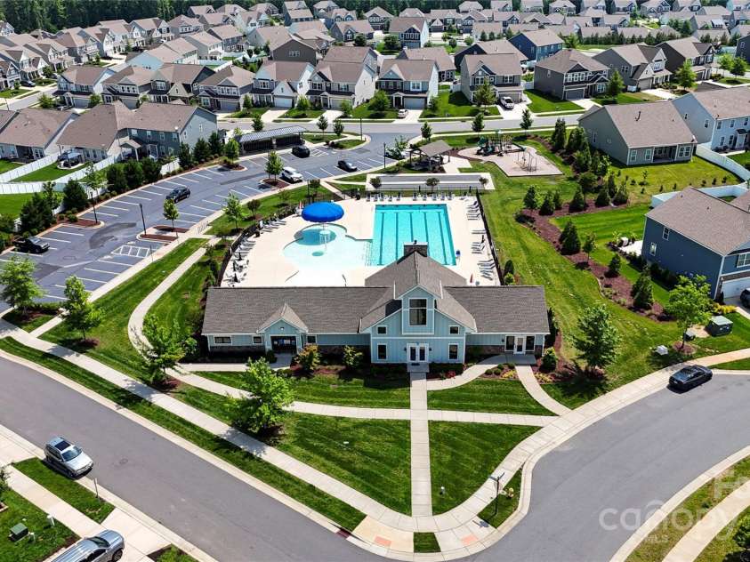 136 Preston Road, Mooresville, NC 28117.  MLS# CAR4257525, YatesRealty ID 15734. 