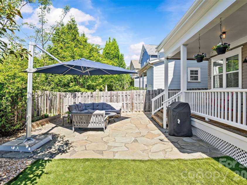1531 Tippah Park Court, Charlotte, NC 28205.  MLS# CAR4364940, YatesRealty ID 15736. 