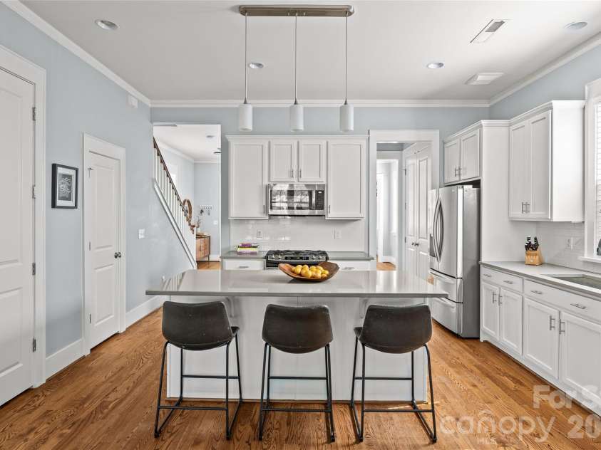 1531 Tippah Park Court, Charlotte, NC 28205.  MLS# CAR4364940, YatesRealty ID 15736. 