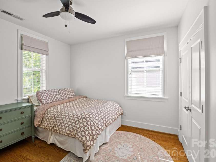 1531 Tippah Park Court, Charlotte, NC 28205.  MLS# CAR4364940, YatesRealty ID 15736. 