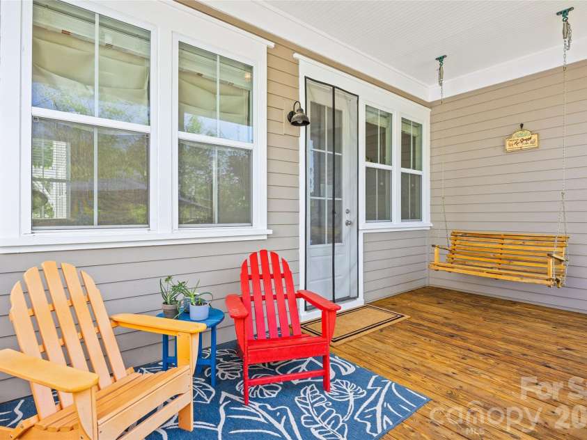 1531 Tippah Park Court, Charlotte, NC 28205.  MLS# CAR4364940, YatesRealty ID 15736. 