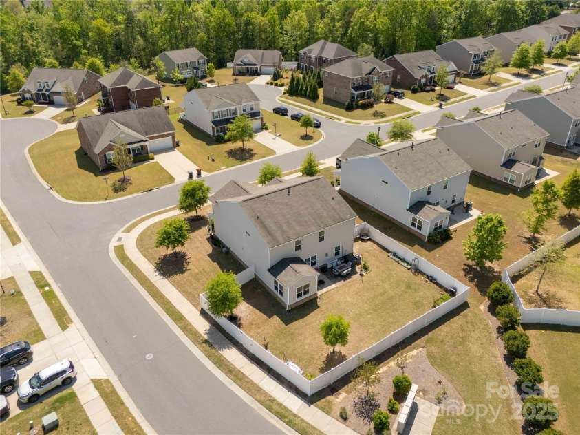 269 Keating Place Drive, Fort Mill, SC 29708.  MLS# CAR4245621, YatesRealty ID 15737. 