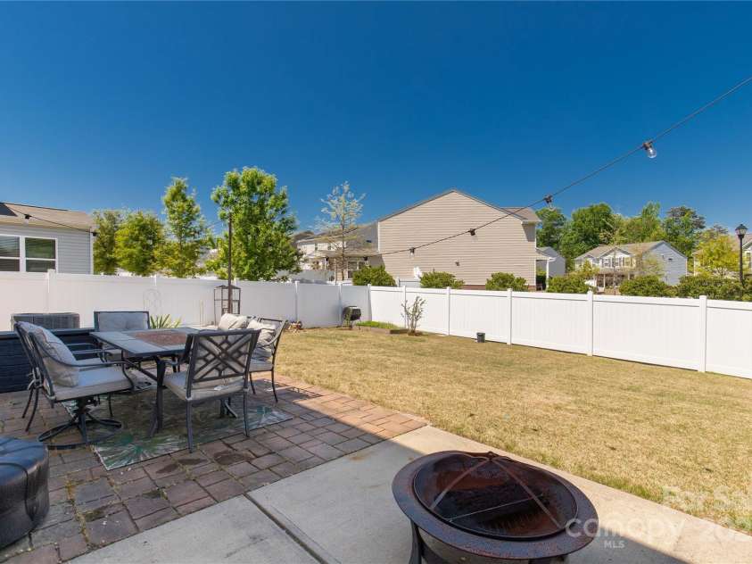 269 Keating Place Drive, Fort Mill, SC 29708.  MLS# CAR4245621, YatesRealty ID 15737. 
