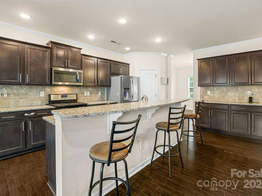 269 Keating Place Drive, Fort Mill, SC 29708.  MLS# CAR4245621, YatesRealty ID 15737. 