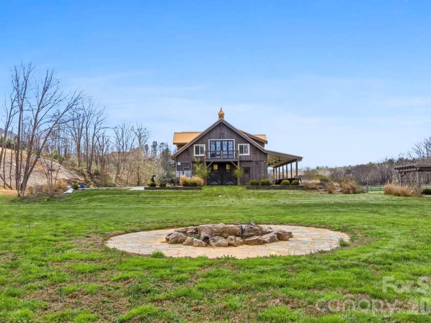 20 Waterford Lakes Drive, Fletcher, NC 28732.  MLS# CAR4361440, YatesRealty ID 15738. 