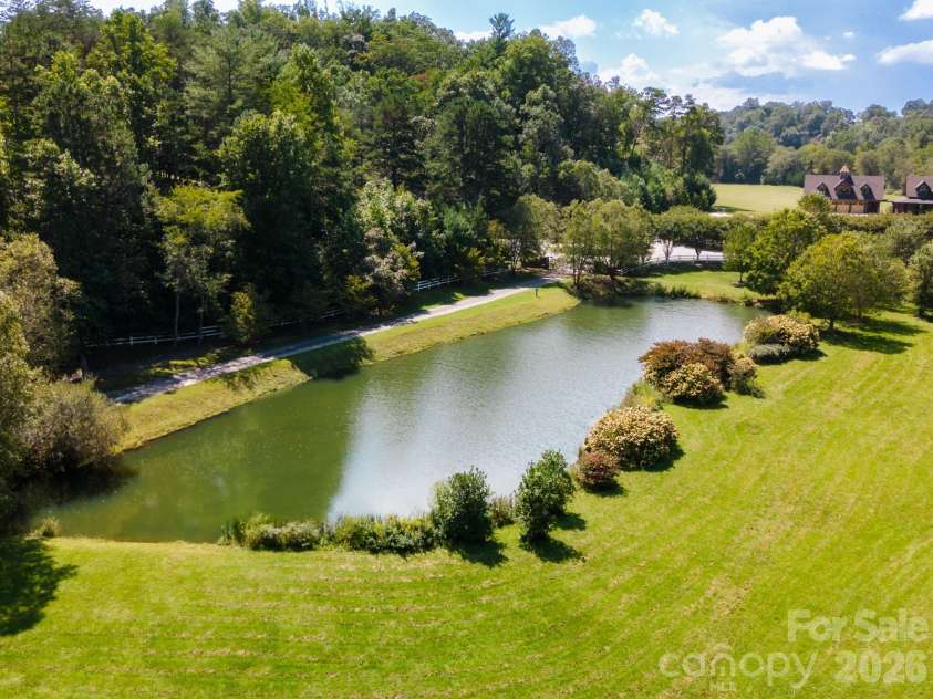 20 Waterford Lakes Drive, Fletcher, NC 28732.  MLS# CAR4361440, YatesRealty ID 15738. 