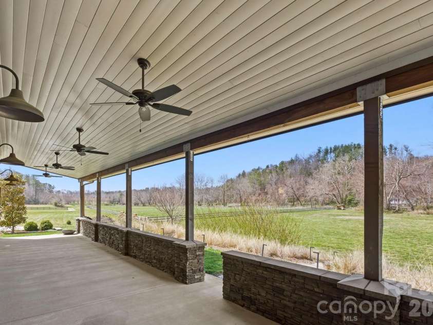 20 Waterford Lakes Drive, Fletcher, NC 28732.  MLS# CAR4361440, YatesRealty ID 15738. 