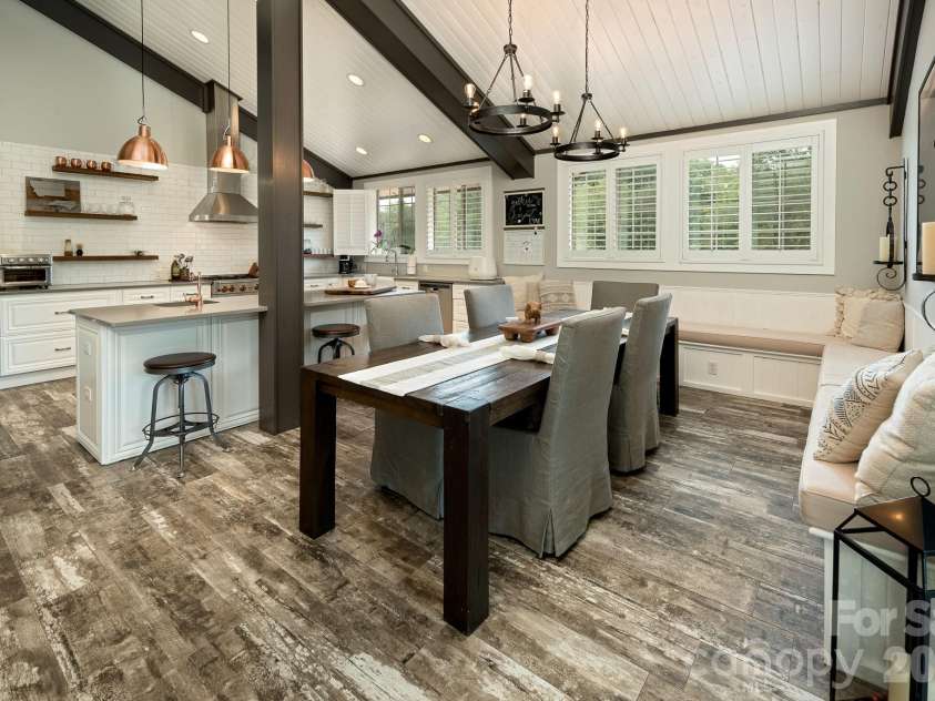 20 Waterford Lakes Drive, Fletcher, NC 28732.  MLS# CAR4361440, YatesRealty ID 15738. 