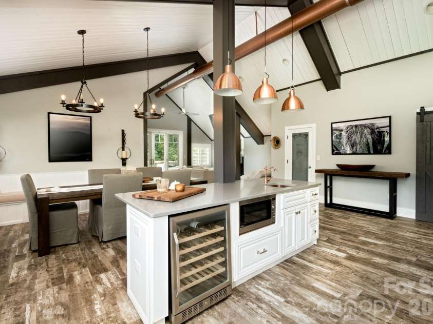 20 Waterford Lakes Drive, Fletcher, NC 28732.  MLS# CAR4361440, YatesRealty ID 15738. 