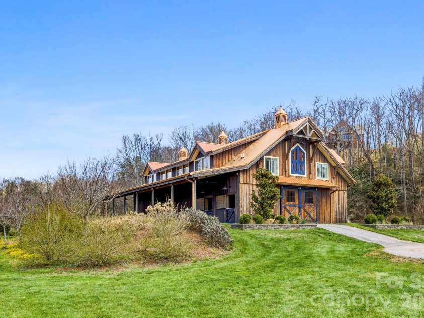 20 Waterford Lakes Drive, Fletcher, NC 28732.  MLS# CAR4361440, YatesRealty ID 15738. 