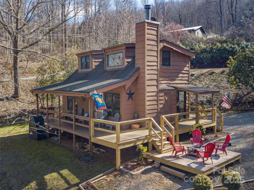 774 Mountain Lake Drive, Waynesville, NC 28785.  MLS# CAR4228544, YatesRealty ID 15738. 