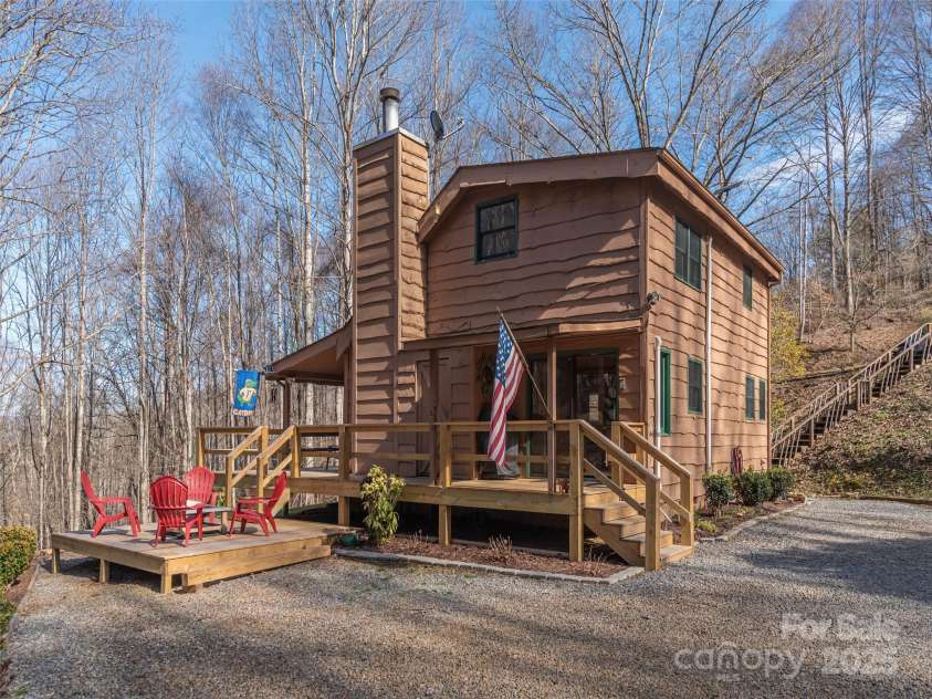 774 Mountain Lake Drive, Waynesville, NC 28785.  MLS# CAR4228544, YatesRealty ID 15738. 