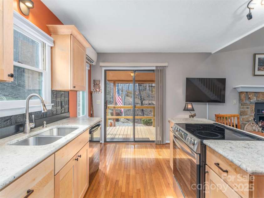 774 Mountain Lake Drive, Waynesville, NC 28785.  MLS# CAR4228544, YatesRealty ID 15738. 