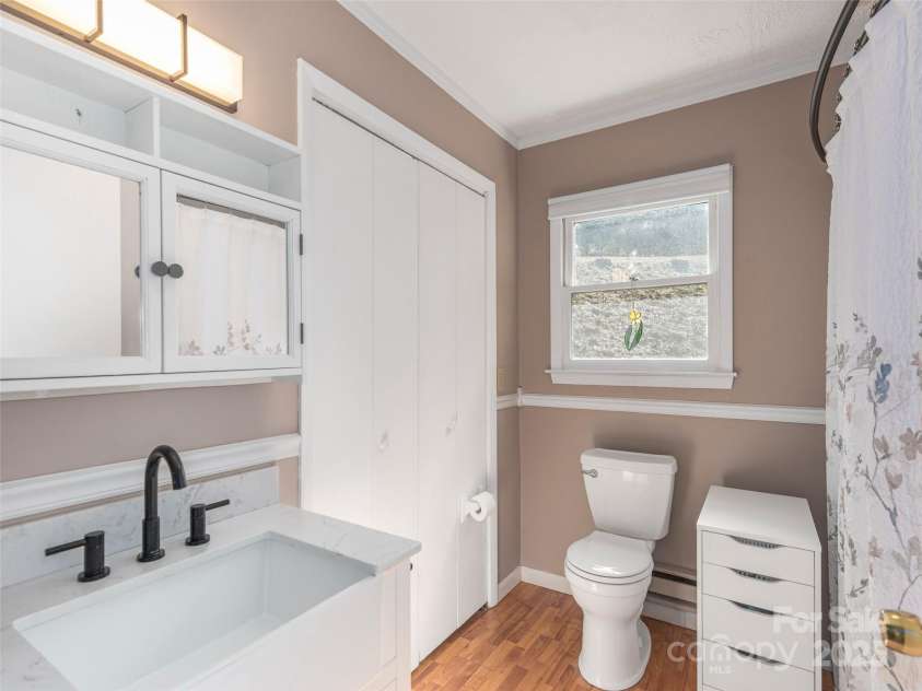 774 Mountain Lake Drive, Waynesville, NC 28785.  MLS# CAR4228544, YatesRealty ID 15738. 