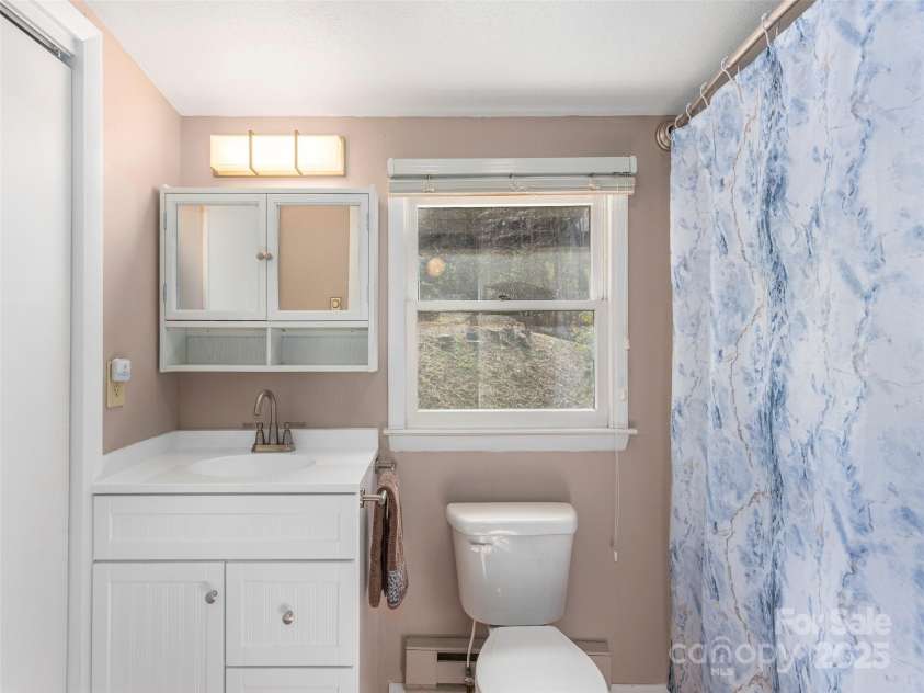 774 Mountain Lake Drive, Waynesville, NC 28785.  MLS# CAR4228544, YatesRealty ID 15738. 