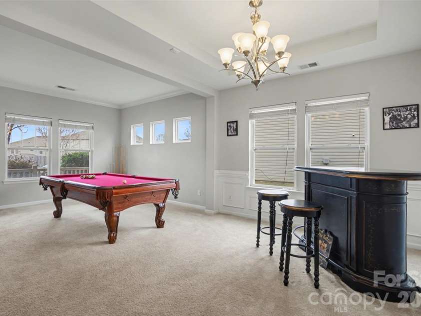 10916 Tower Oak Drive, Charlotte, NC 28269.  MLS# CAR4352118, YatesRealty ID 15739. 