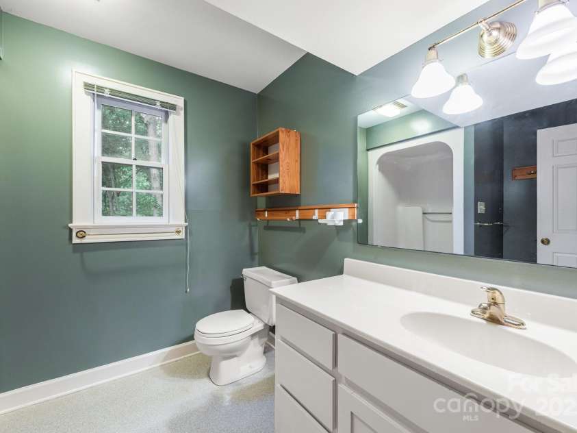 1120 College Street, Mount Pleasant, NC 28124.  MLS# CAR4258641, YatesRealty ID 15739. 