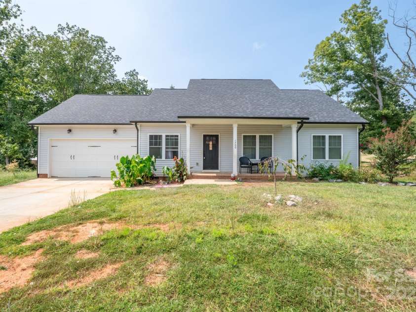 1700 Ivey Court, Maiden, NC 28650.  MLS# CAR4234584, YatesRealty ID 15740. 