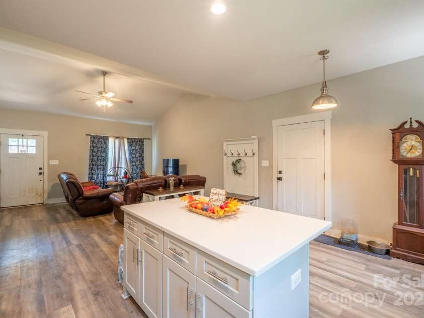 1700 Ivey Court, Maiden, NC 28650.  MLS# CAR4234584, YatesRealty ID 15740. 