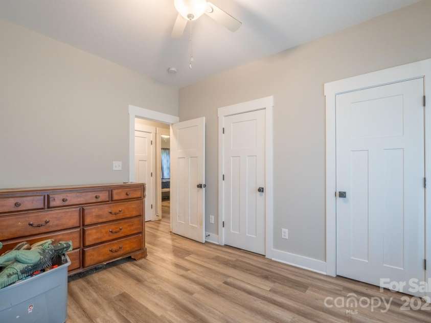 1700 Ivey Court, Maiden, NC 28650.  MLS# CAR4234584, YatesRealty ID 15740. 