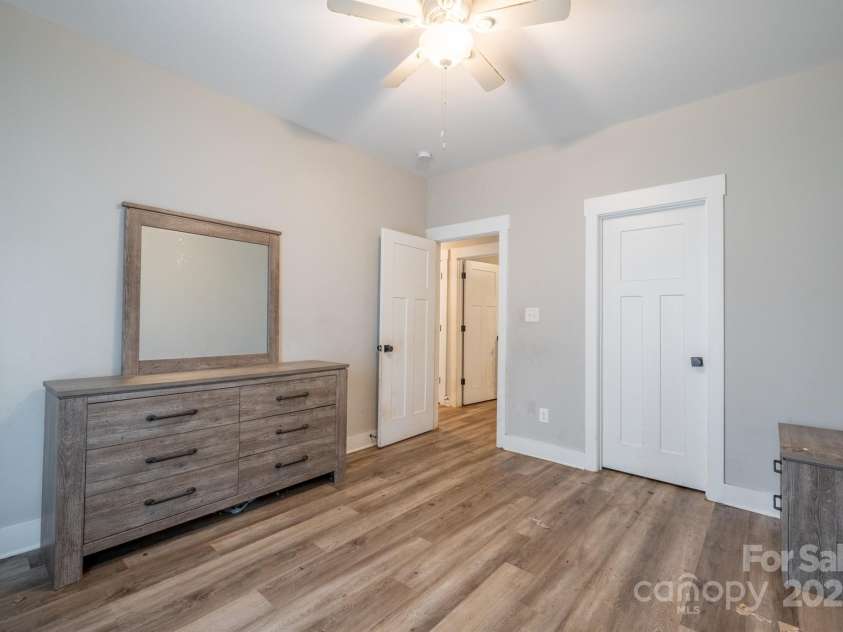 1700 Ivey Court, Maiden, NC 28650.  MLS# CAR4234584, YatesRealty ID 15740. 