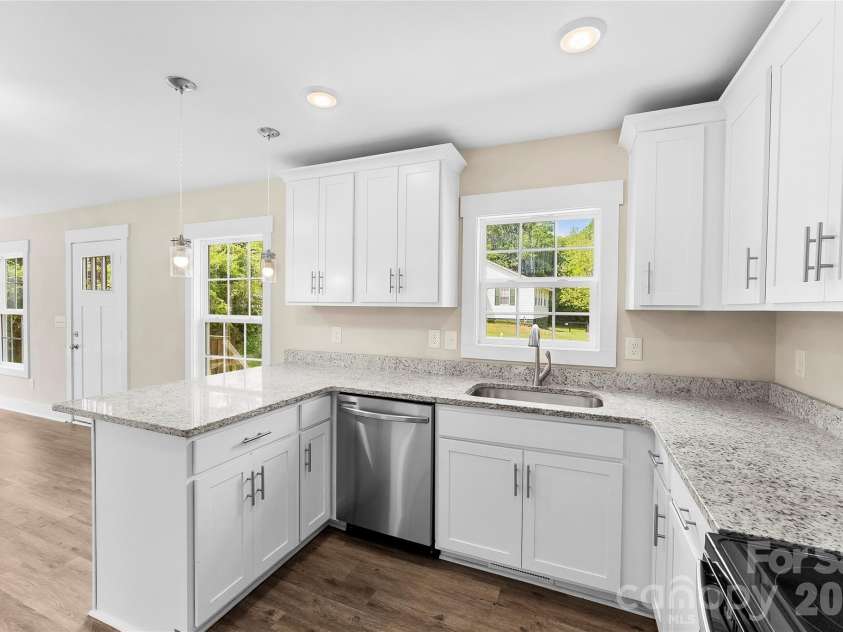 1511 Hollyleaf Avenue, Gastonia, NC 28052.  MLS# CAR4370488, YatesRealty ID 15741. 